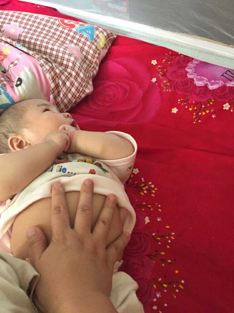 宝宝厌奶期到了怎么办？一招轻松帮你解决