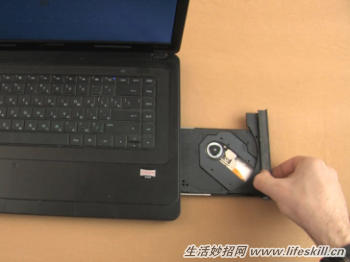 怎样修复光盘划痕,怎么修复划伤的光碟