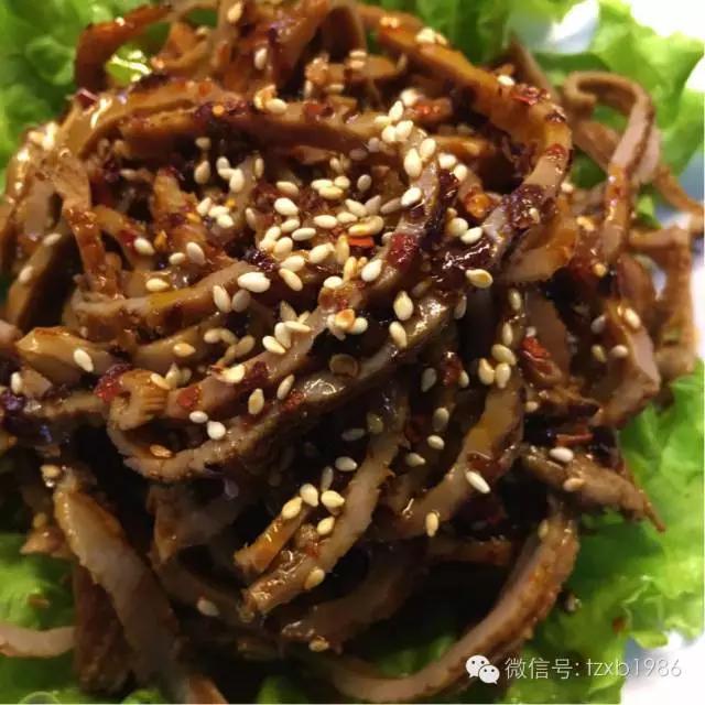 来这家店的人，五行缺火，八字欠辣，还是条真汉