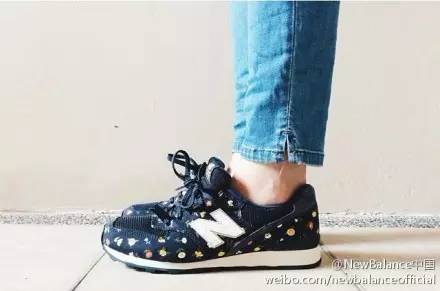 真正的新百伦标志,满大街的新百伦