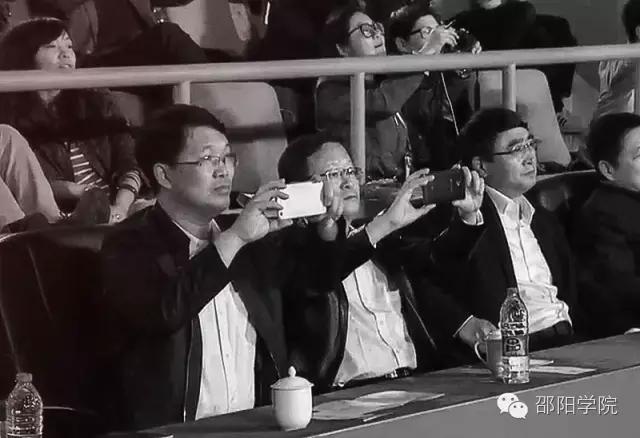 邵阳学院全国八强,邵阳学院校园好声音周劲飙