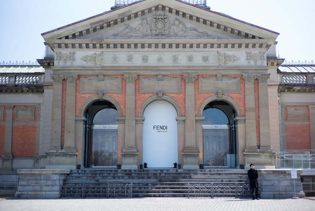 fendi腕表小怪兽价格,fendi女士腕表