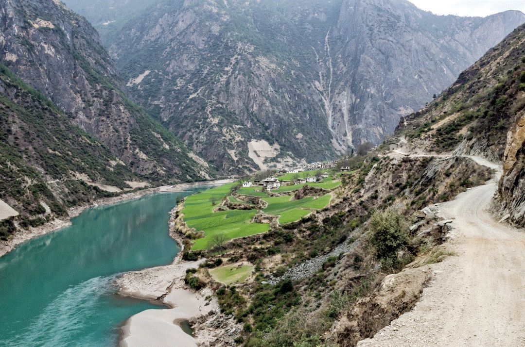 从寒冬到春天之路,从冬到春的旅程