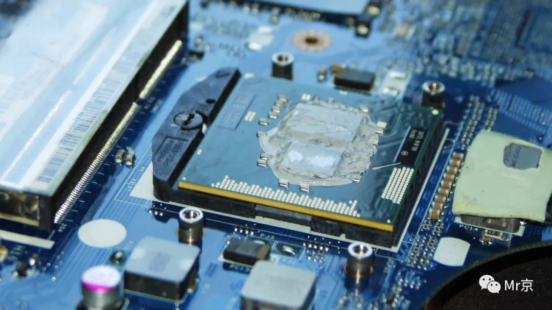 笔记本更换cpu详细教程,怎么样最简单的给笔记本电脑换cpu