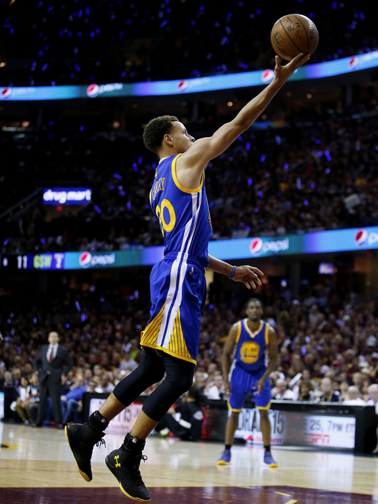 球鞋进化史篮球鞋推荐,控球后卫球鞋天花板