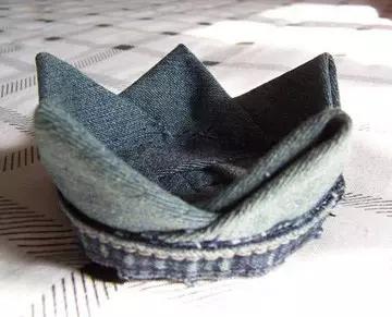 旧物改造牛仔裤收纳盒,旧牛仔改造壁挂收纳袋