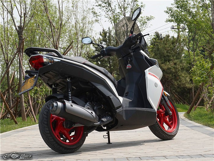 钱江贝纳利利刃怎么样,钱江贝纳利1200cc24款