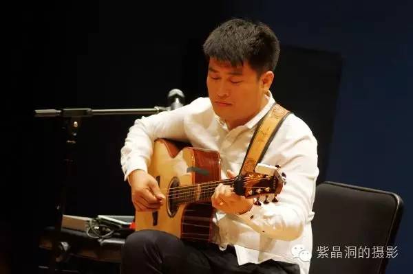 上海这个建筑能耗争议不少，但演出很棒