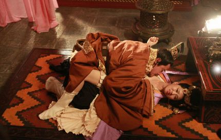 穿越到古代皇帝竟然能听到心声,如果穿越到古代当皇帝是怎么样