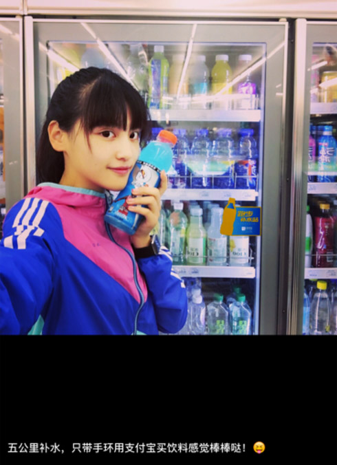 跑步不穿运动装备,跑步不穿气垫鞋