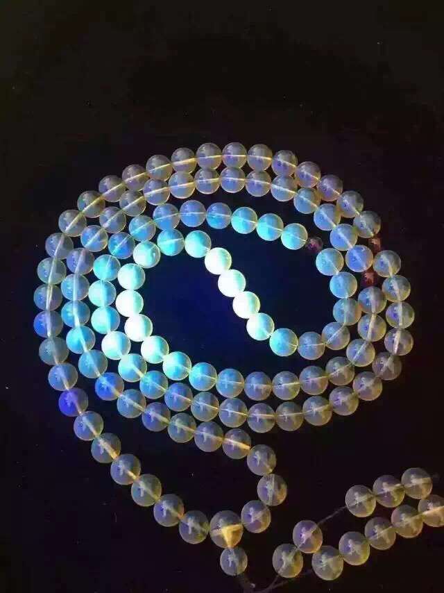 我和琥珀的故事(二) 5月31日新入市琥珀精品赏析和估价