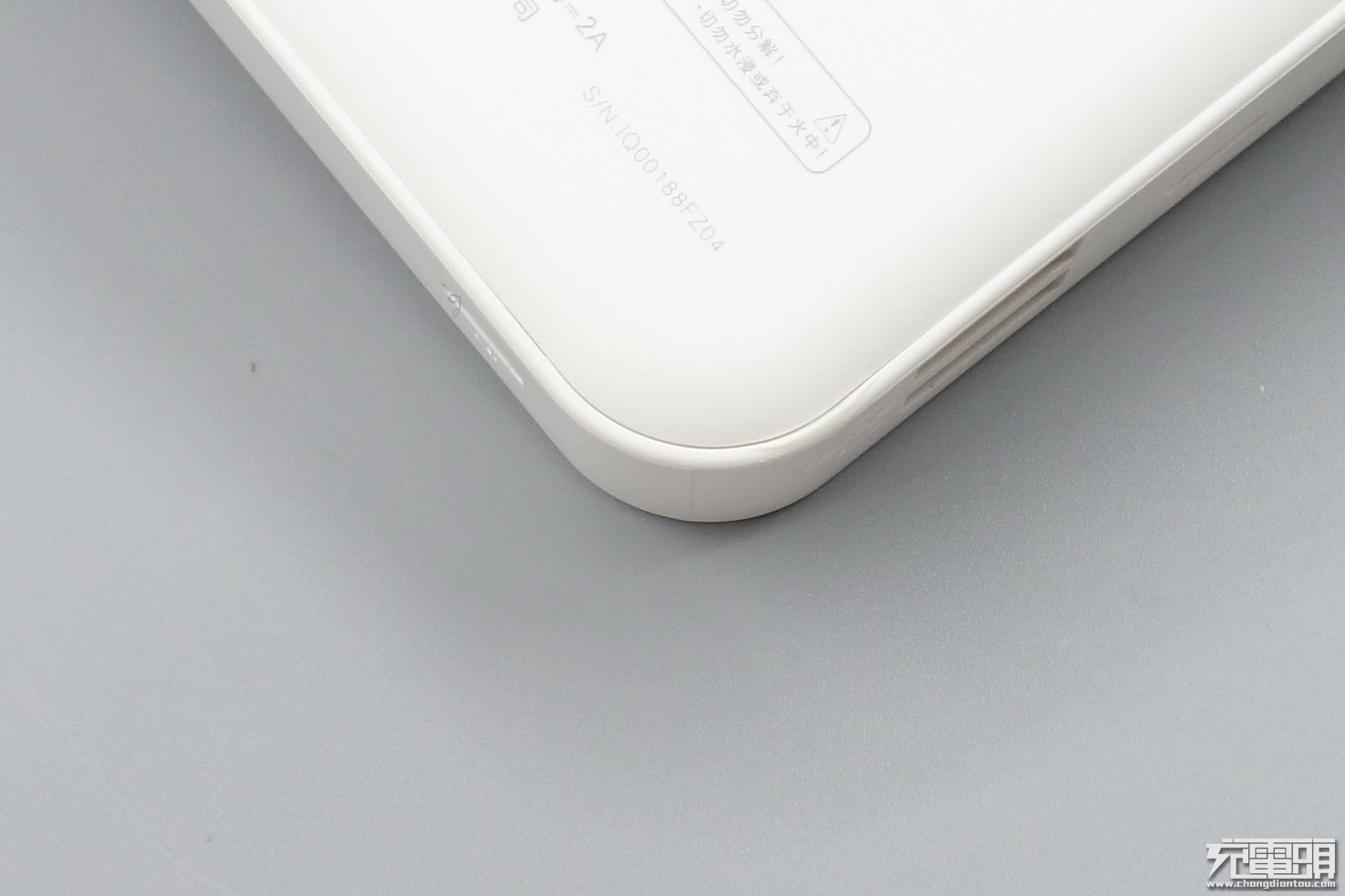 羽博充电宝s20,羽博移动电源20000毫安咋样拆开