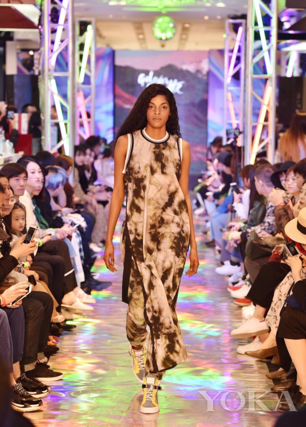 老佛爷百货时装秀,老佛爷百货节视频