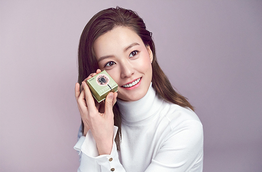 白色平价彩妆推荐大牌,粉色彩妆