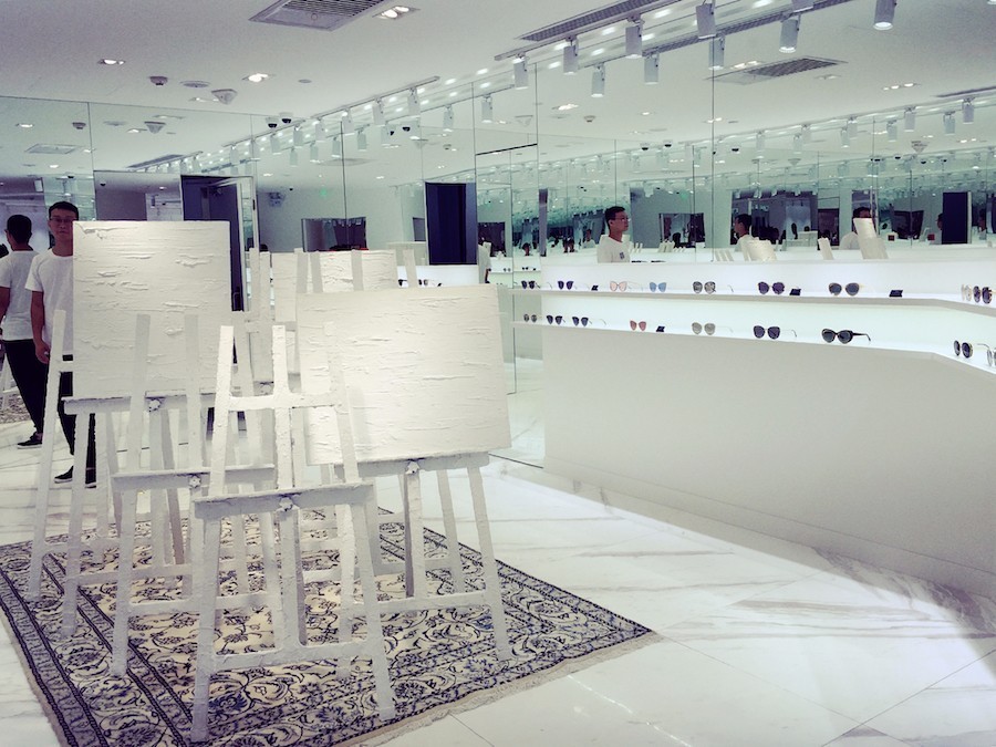 有没有必要买100多块的墨镜,为什么不能买便宜的墨镜