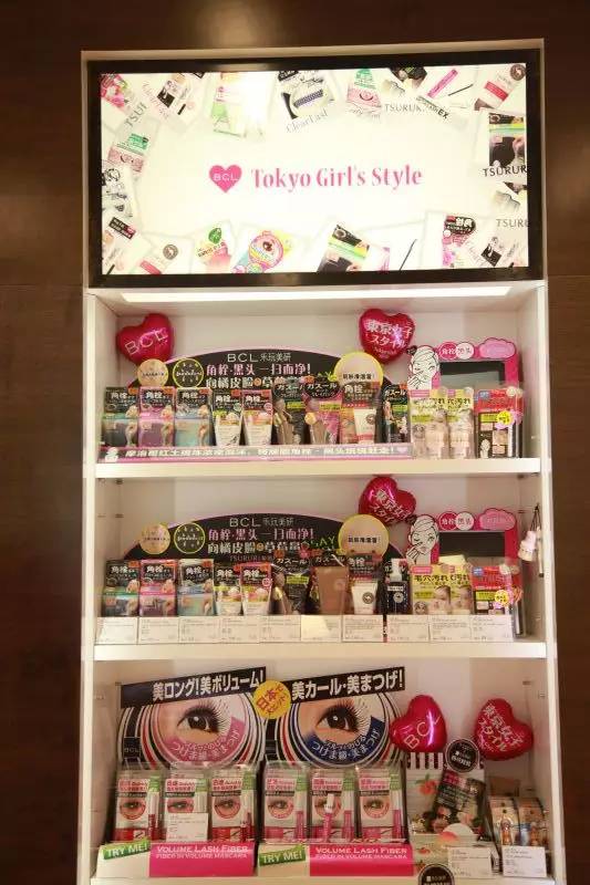 “新轻奢”时代来临：大牌们正尴尬呢，ESSE CHIC来了！