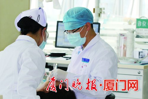 怀孕孕吐嗓子疼咽口水都痛怎么办,孕前牙齿不疼