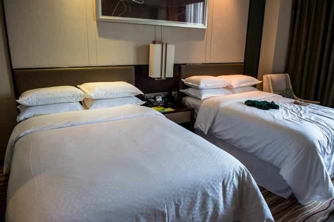 杞诲鏃呰,杞诲鍑鸿