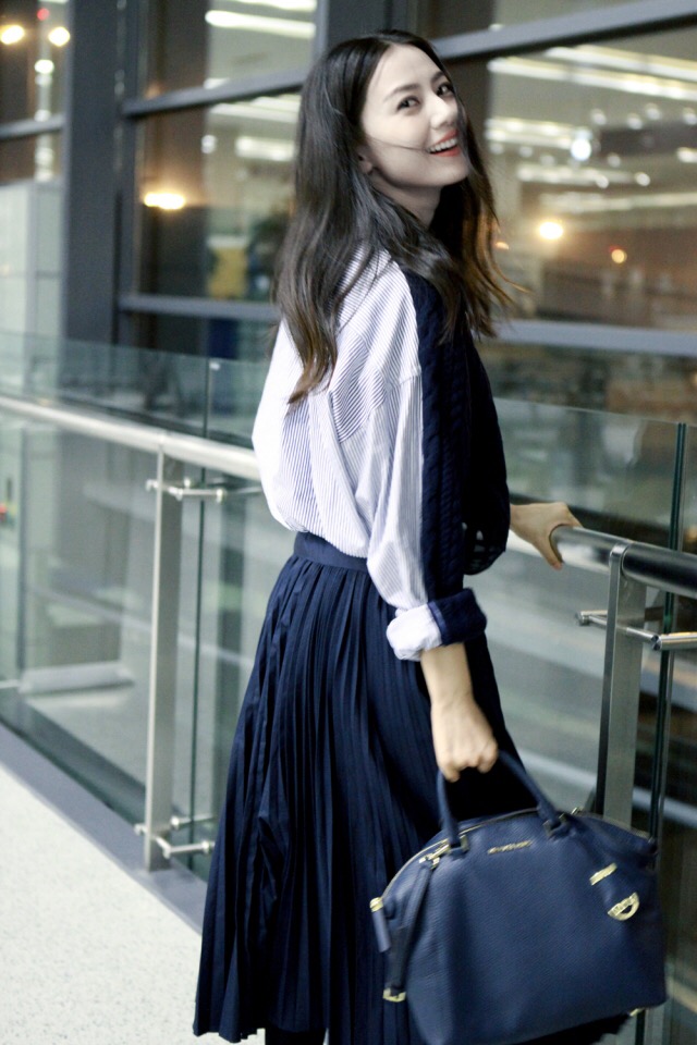 她的衣品,她的发型穿搭才是流行范本