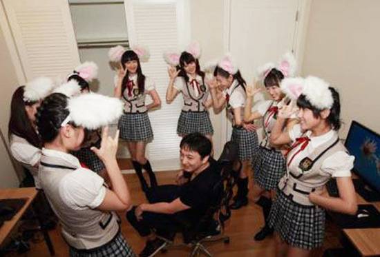 王思聪自曝女友为其堕胎又火了,但外媒只关心老公最宠的那个网红