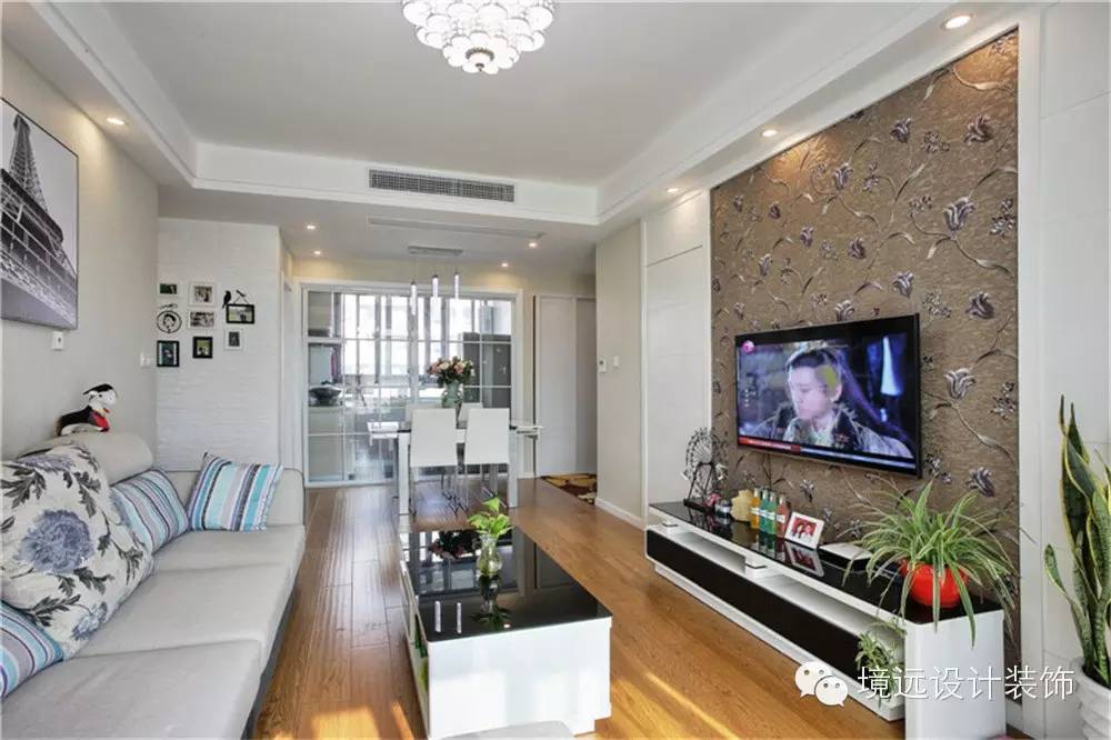 作品赏析:简单地手法,现代的气息——汤臣豪园