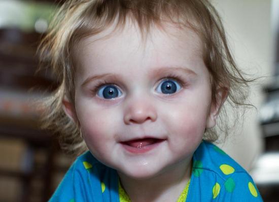 张思莱育儿专家四个月宝宝流鼻涕,张思莱伊可新