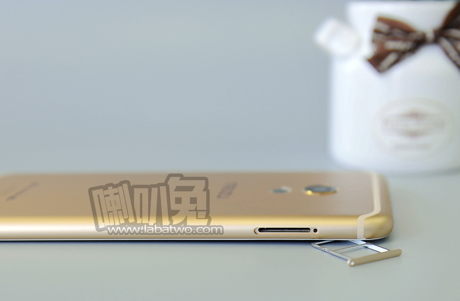 sim卡针卡在卡槽取不出,sim卡用卡针取不出来