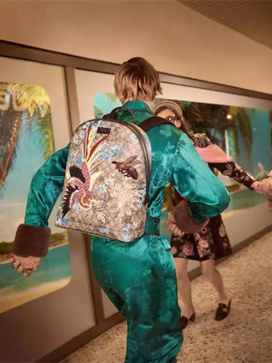 杨幂小糯米买包包,杨幂小宋佳