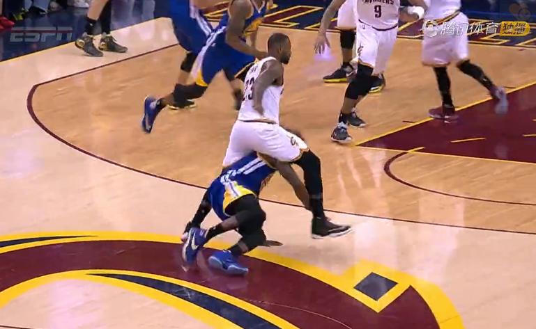 格林詹姆斯胯下之辱是哪一场,詹姆斯和格林的对决