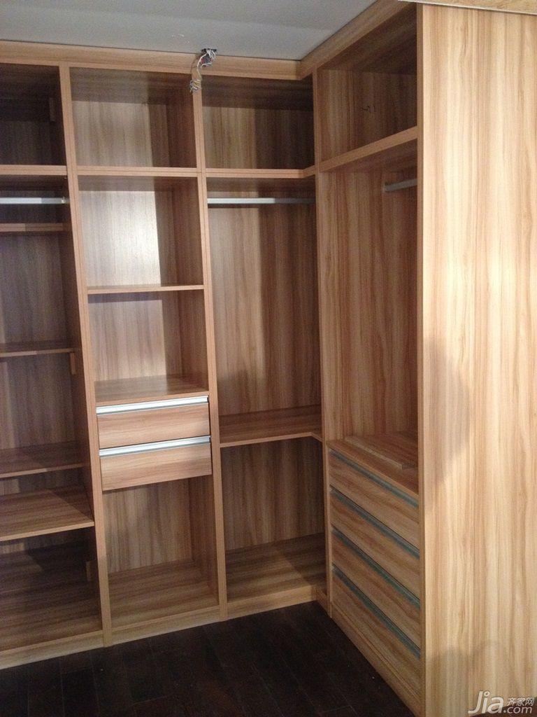 78平方两室一厅复古美式,20万装修3室两厅两卫美式