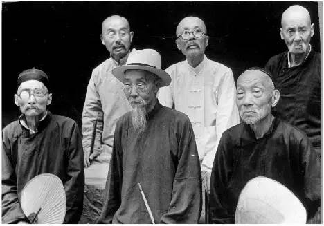 乡绅消失后的乡村命运,中国乡绅是怎样被逐步瓦解的