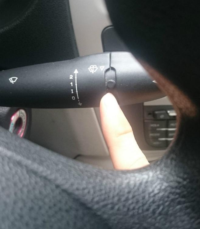 雪铁龙爱丽舍1.6实用性,新款爱丽舍油耗耐用