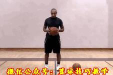 边跑边运球容易掉球怎么办,为什么跑着运球老掉球