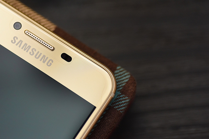 galaxyc55实拍,三星galaxyc5怎么样