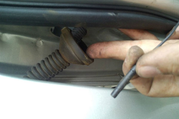 比亚迪f3怎么换后摄像头,比亚迪f3装前置摄像头