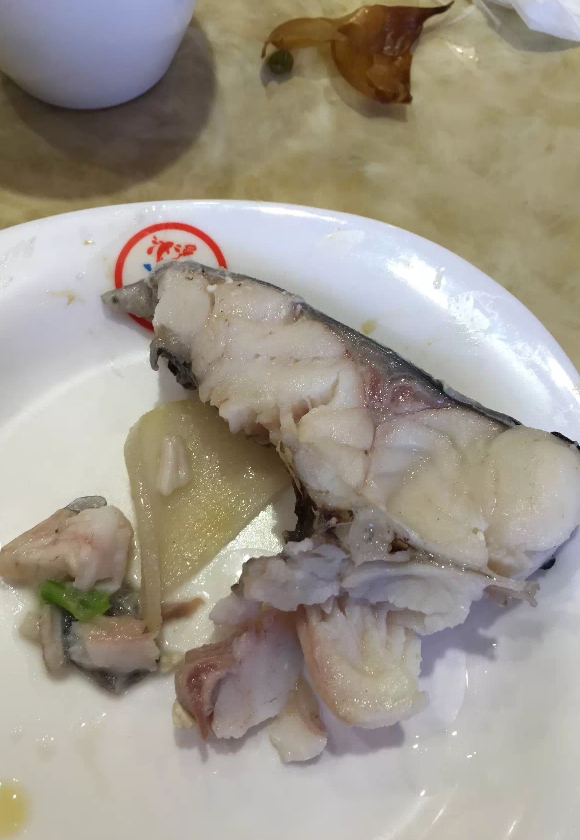 你们吃过这样的云南蒸汽石锅鱼吗,终于吃到了心心念念的云南石锅鱼