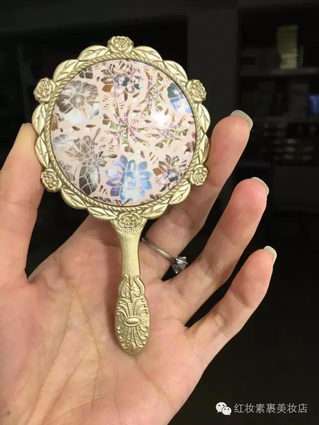 whoo后拱辰享专柜套盒多少钱,whoo后拱辰享免税店和专柜