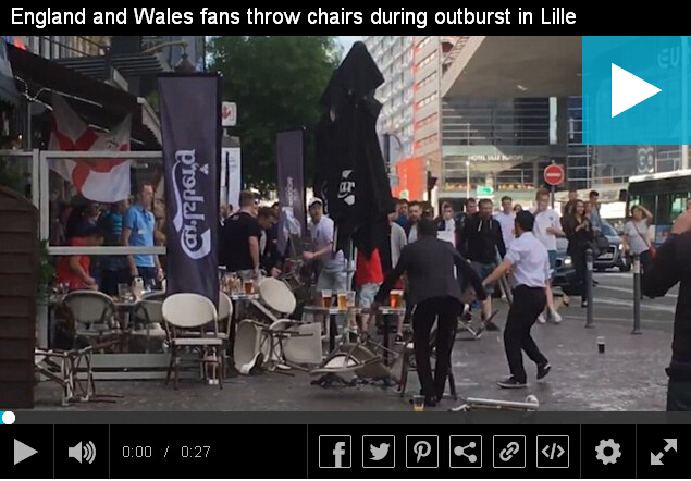俄罗斯与英格兰打架视频,俄罗斯和英国足球斗殴事件