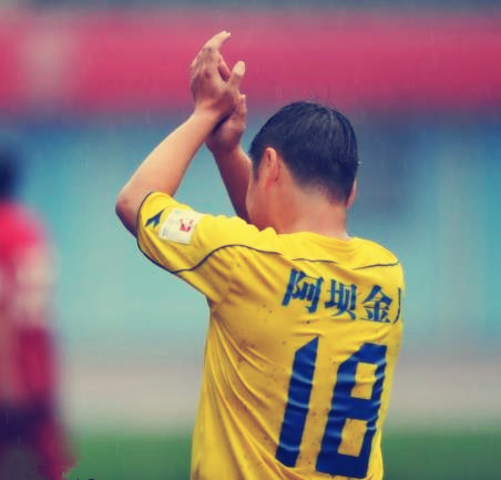 足球最强门神经典名场面,秋裤门神