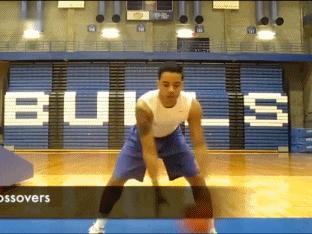 边跑边运球容易掉球怎么办,为什么跑着运球老掉球