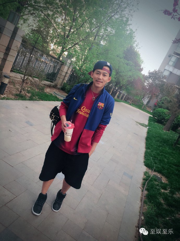 欧洲杯强势来袭！没想到这些明星是真球迷！（上）