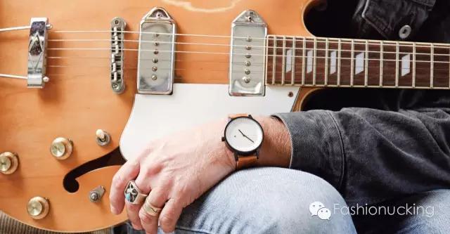 露手腕好看的表,再好看的表都遮不住