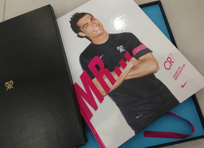 足球鞋nike传奇系列,耐克刺客cr7足球鞋推荐