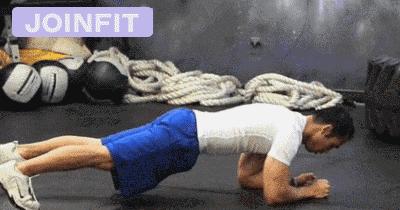 史上简单粗暴虐腹技能,肌肉硬汉教你全面虐腹,虐出腹肌人鱼线