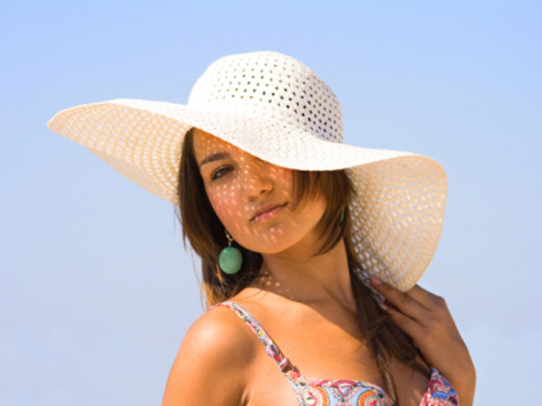 脸被晒伤发热红肿怎么办,皮肤晒伤红肿怎么办