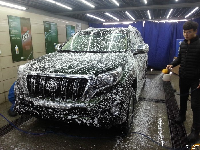 普拉多4000和兰德酷路泽4000油耗,lc250普拉多2.4t百公里油耗