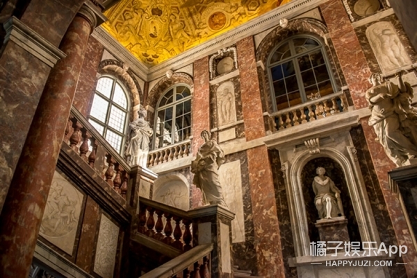 「HolyShit」吃沙成瘾！78岁老太15岁开始吃沙子，一吃就是63年！