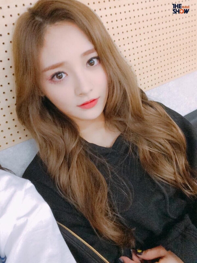 出道零收入被爆遭霸凌,出道六年零收入被曝光遭成员霸凌