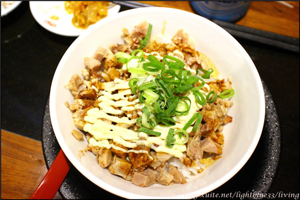 ラーメン凪,Nagi豚骨拉面，猪排配沾面给你消暑超级饱足感