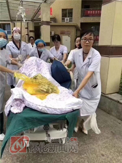 惊险瞬间千钧一发,惊心动魄过鬼门关